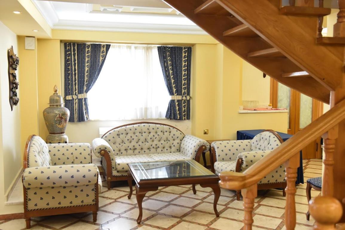 Aiolis Hotel 카스토리아 외부 사진